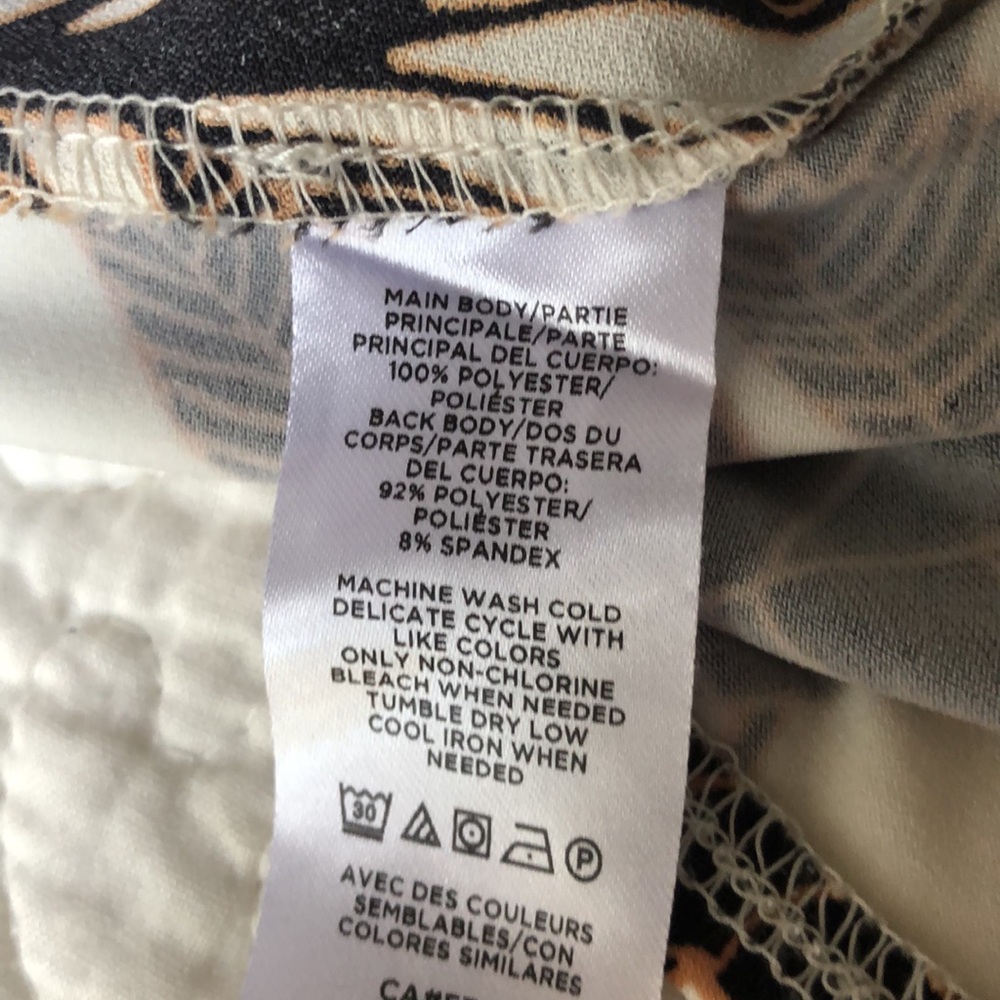 Ann Taylor top. Med - Picture 6 of 8